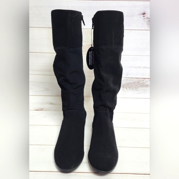 Black Knee-High Women's Boots - Picture 2 of 11